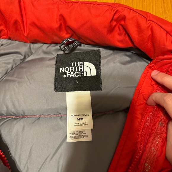 The North Face Vibrant Red Jacket - Picture 3 of 5